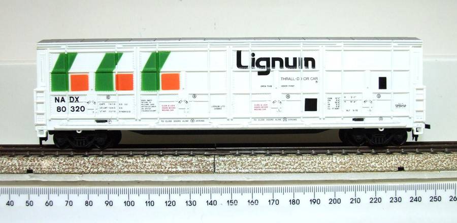 BEV-BEL CORP HO: Detailed LIGNUN 50' Box Car(19002) in New Old Stock Boxed condition.(USA)