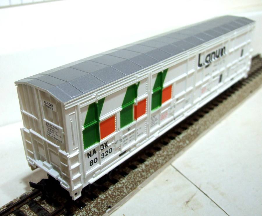 BEV-BEL CORP HO: Detailed LIGNUN 50' Box Car(19002) in New Old Stock Boxed condition.(USA)