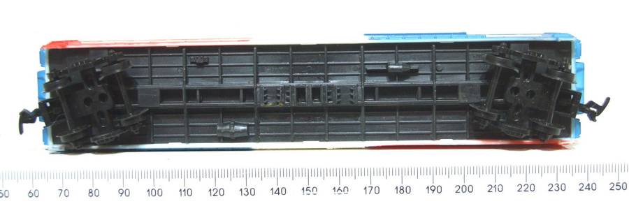 LIFE LIKE HO: 50' Evens Single-Door Box Car in Like New Boxed condition.(USA)