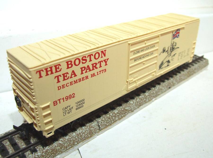 LIFE LIKE HO: 50' Evens BTP Single-Door Box Car in Like New Boxed condition.(USA)