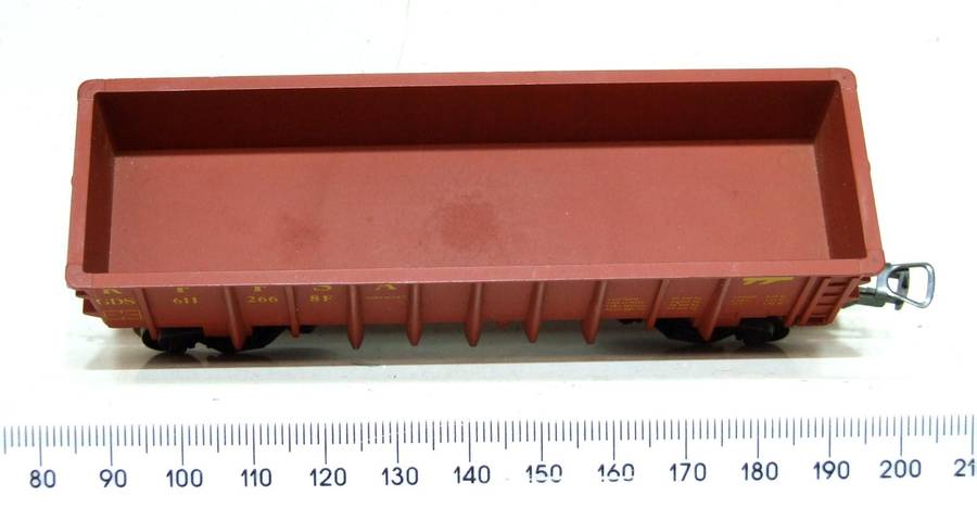 FRATESCHI HO: Coal Hopper with Different Couplings in Good Boxed, Used condition (Italy)