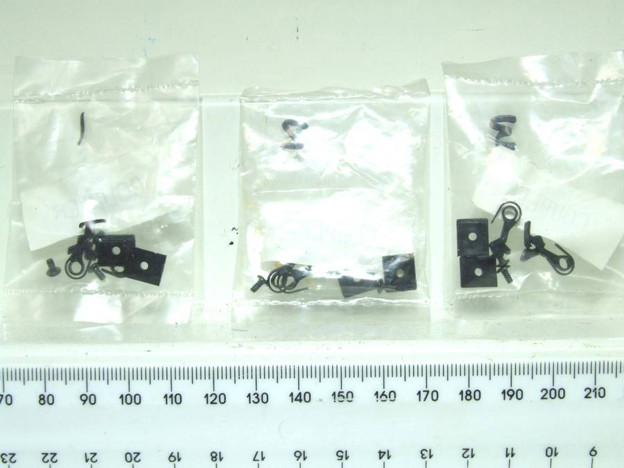 HOOK HORN HO: 3x Sets of Couplings in like New Packaged Condition for Parts.