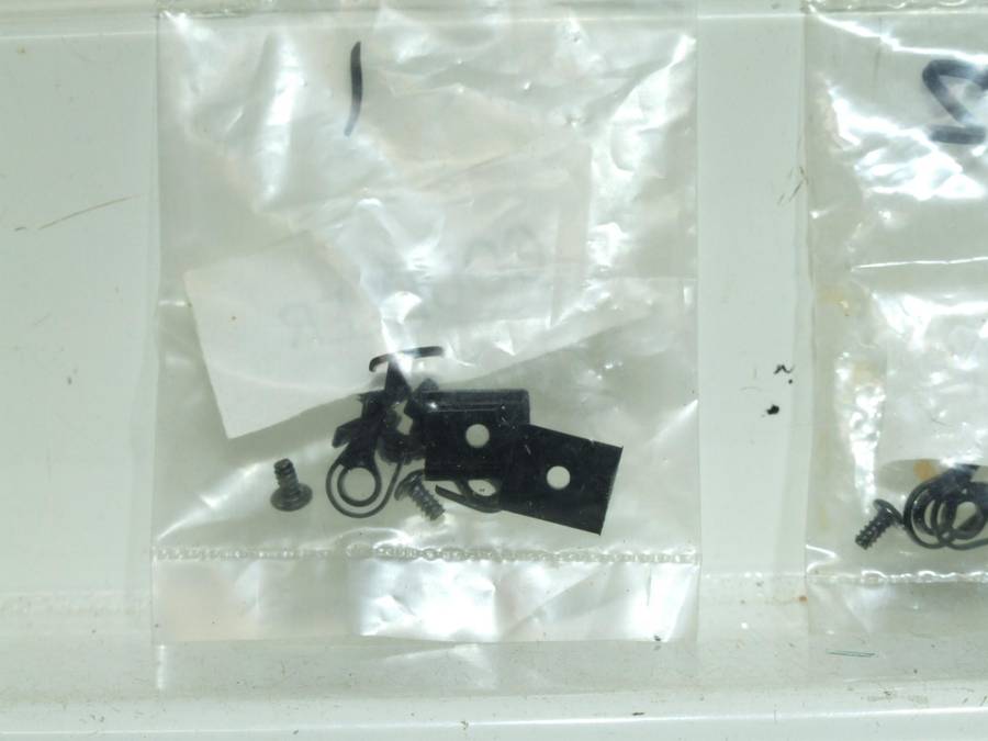 HOOK HORN HO: 3x Sets of Couplings in like New Packaged Condition for Parts.