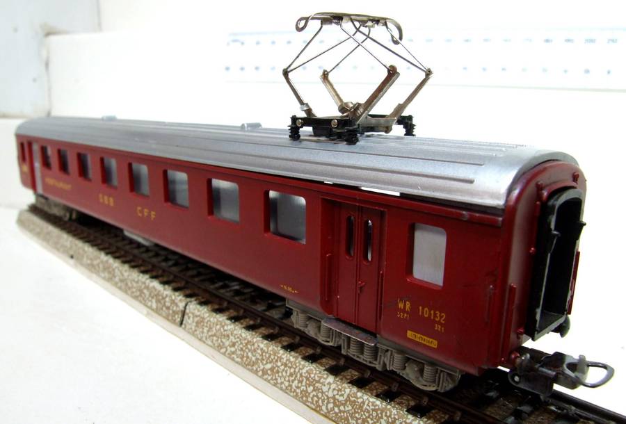 LIMA HO: Vintage SBB SWISS Restaurant Coach in Good, Un-Boxed condition(Italy)