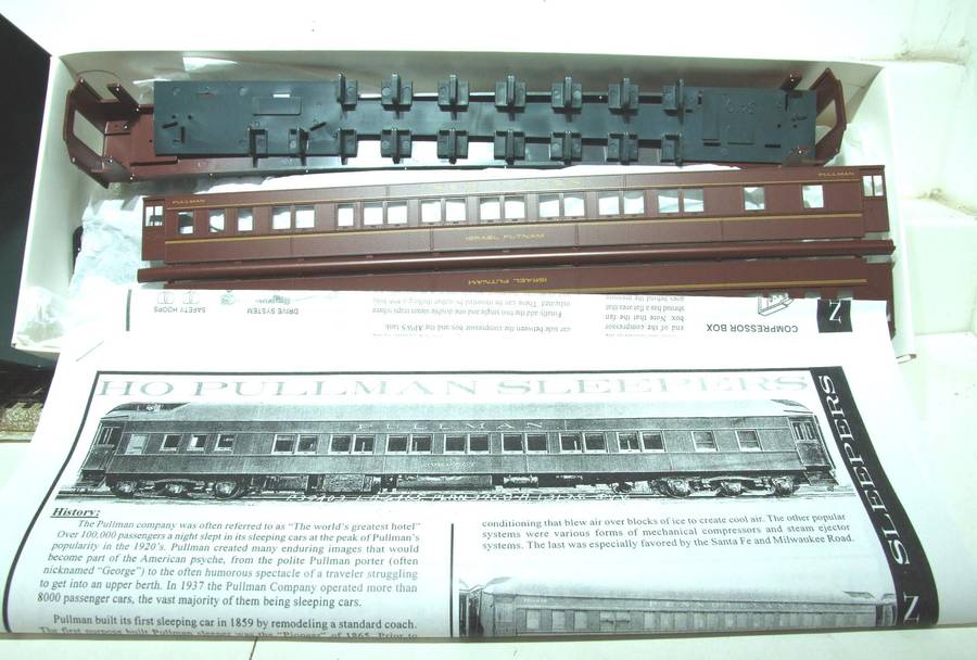 BRANCHLINE HO:  Detailed American "NEW HAVEN" Passenger Coach in New Unassembled Boxed condition.(US