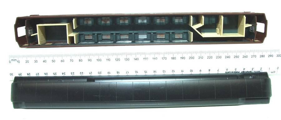 BRANCHLINE HO:Detailed American "NEW HAVEN" Pass Coach in New Partly Assembled Boxed condition.(USA