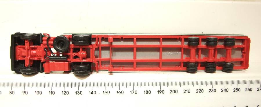 HERPA HO: Highly Detailed "SACHSENTRANS" Mercedes Benz Horse & Trailer in Good Boxed Condition.