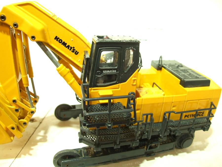 JOAL 1:50: Detailed Incomplete Komatsu PC1100LC  Excavator for Parts or Restoration.