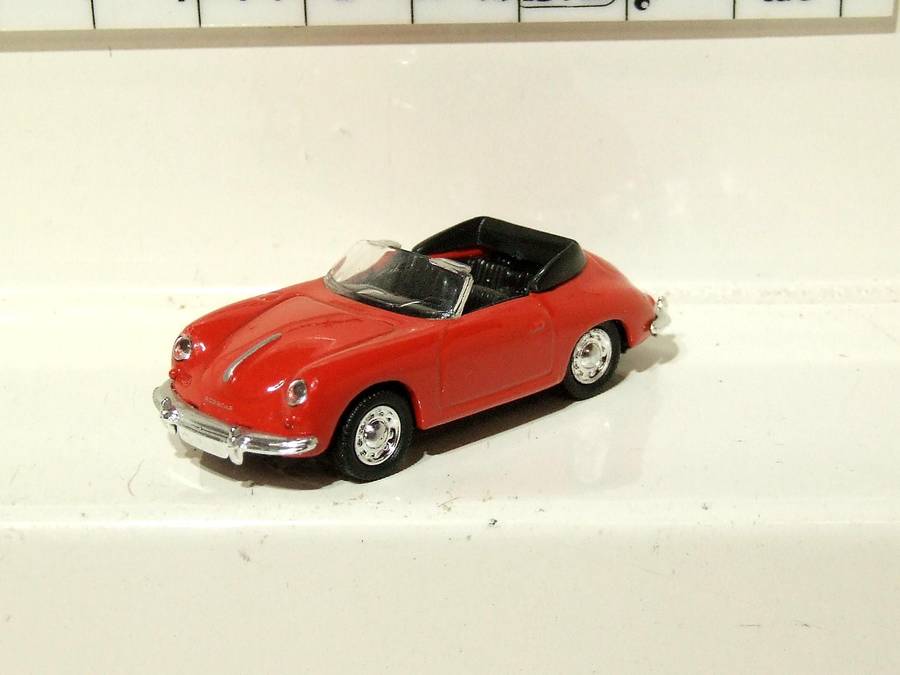 HIGH SPEED HO: Highly Detailed Classic Porsche Cabriole in Good Un-Boxed Condition.