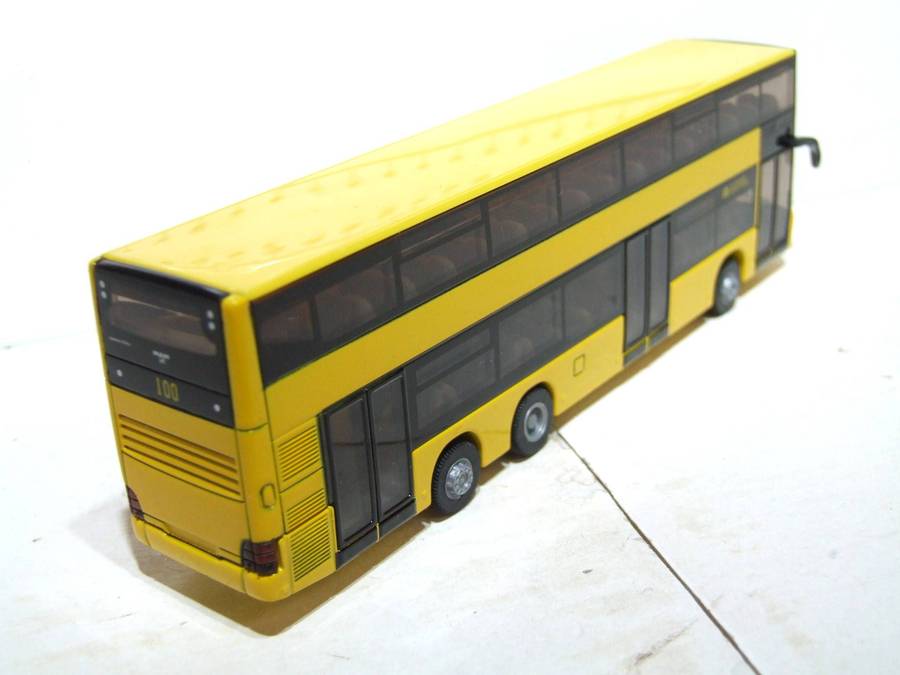 SIKU HO: Highly Detailed Passenger Double Deck Bus in Like New Boxed Condition.