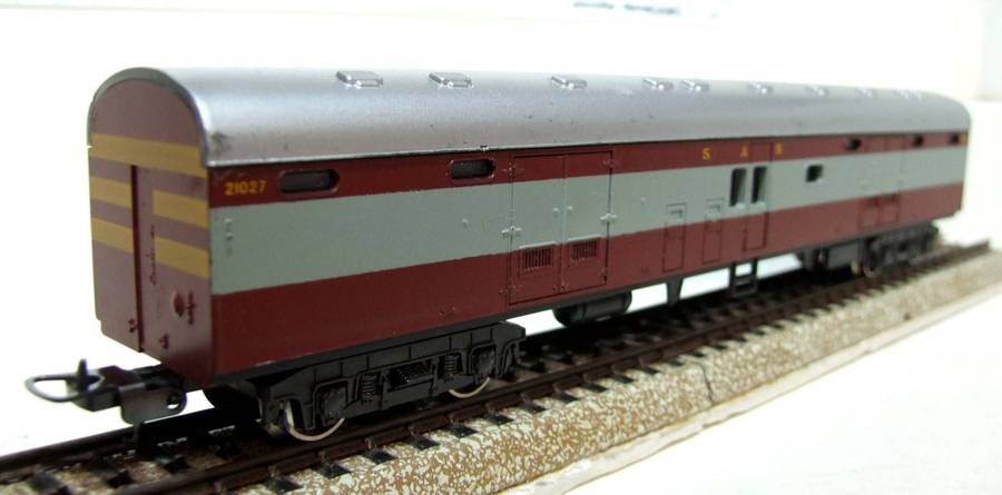 LIMA HO: SAR "Trans Karoo" Baggage Car in Good, Used and Un-boxed condition(Italy)