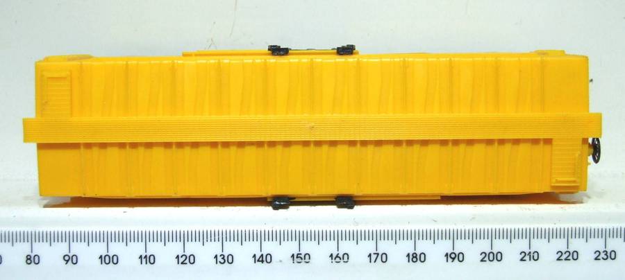 MODEL POWER HO: "The Katy" 40' Cattle Car with Sliding Doors in Like New Boxed Condition.