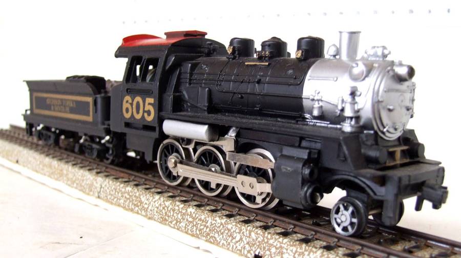MODEL POWER HO:  SF 2-6-0 Locomotive with Water Tender in Good, Un-boxed and Used Condition.