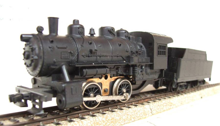 LIMA HO:  Unmarked Locomotive with Water Tender in Fair, Un-boxed and Used Condition(Italy)