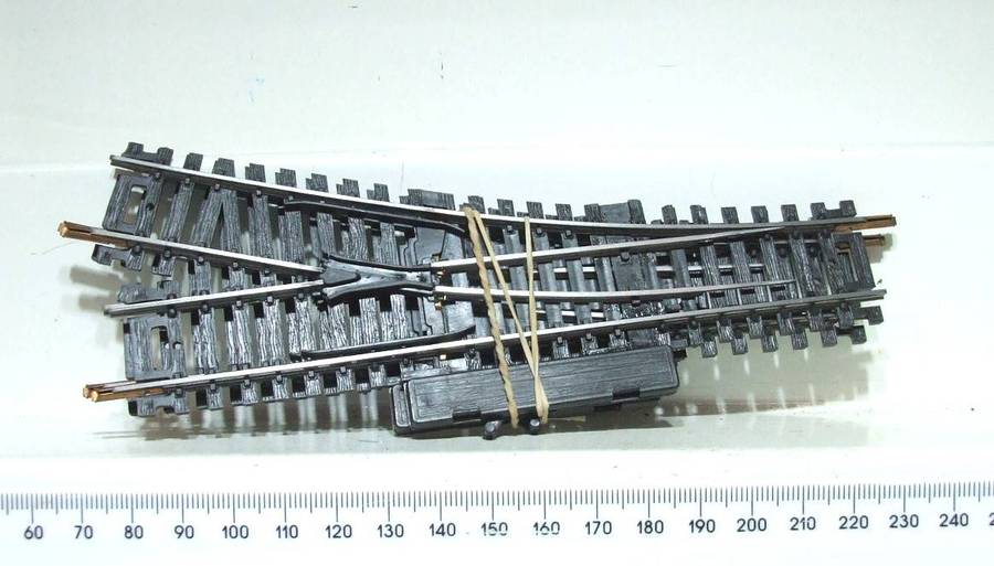 LIMA HO/OO: Vintage Steel Manual 2pc RH Points in Good Used and Un-Boxed Condition.(Italy)