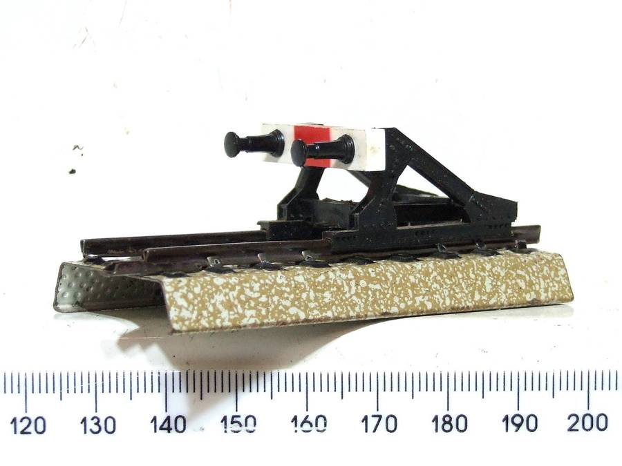 MARKLIN HO:  Vintage M-Track Railway Buffer Stop in Good Boxed Condition (GR)