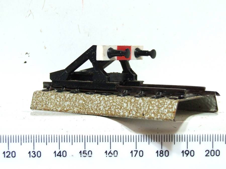 MARKLIN HO:  Vintage M-Track Railway Buffer Stop in Good Boxed Condition (GR)