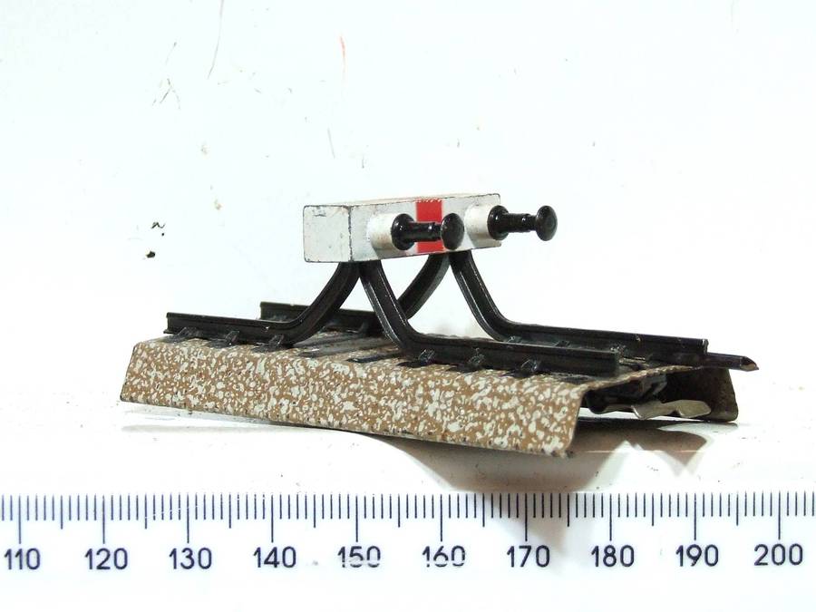 MARKLIN HO:  Vintage M-Track Railway Buffer Stop in Good Boxed Condition (GR)