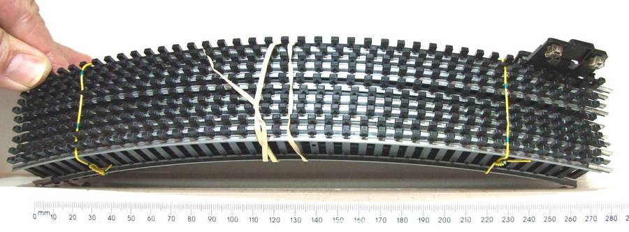 LIMA HO: 15x Curved(403017) Steel Track in Good Used un-boxed condition.(Italy))