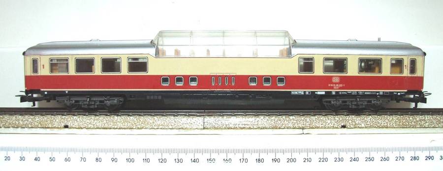 MARKLIN HO: Vintage `DB` 1st Class Observation Passenger Coach in Fair un-boxed condition (Germany)