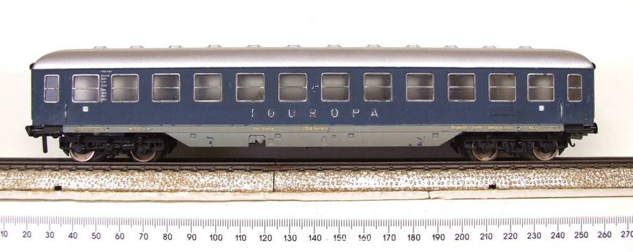 FLEISCHMANN HO: Vintage `DB TOROPA" 1st Class Passenger Coach in Fair un-boxed condition (Germany)