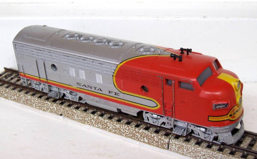 MARKLIN HO: Vintage "Santa Fe" EMD F7-A Diesel Locomotive in Good Boxed condition (Germany)