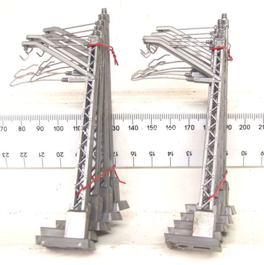 ELECTROTREN HO: 10pc Vintage Railway Canatery Masts in Fair Condition (Spain)