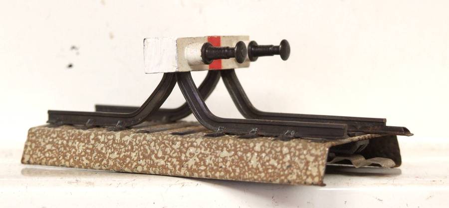 MARKLIN HO:  Vintage M-Track Railway Buffer Stop in Good Un-Boxed Condition (GR)