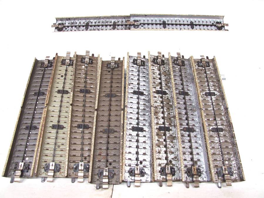 MARKLIN-M HO: 10x 3-Rail Strait(51061/1) Steel Track in Good Used un-boxed condition.(W-GR)