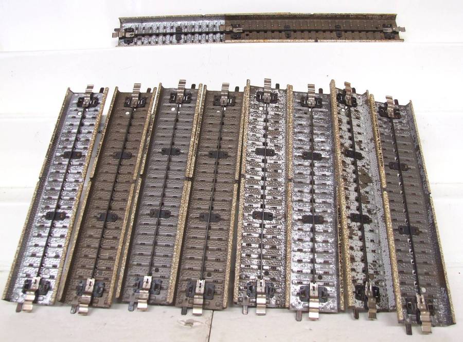 MARKLIN-M HO: 10x 3-Rail Strait(51061/1) Steel Track in Good Used un-boxed condition.(W-GR)