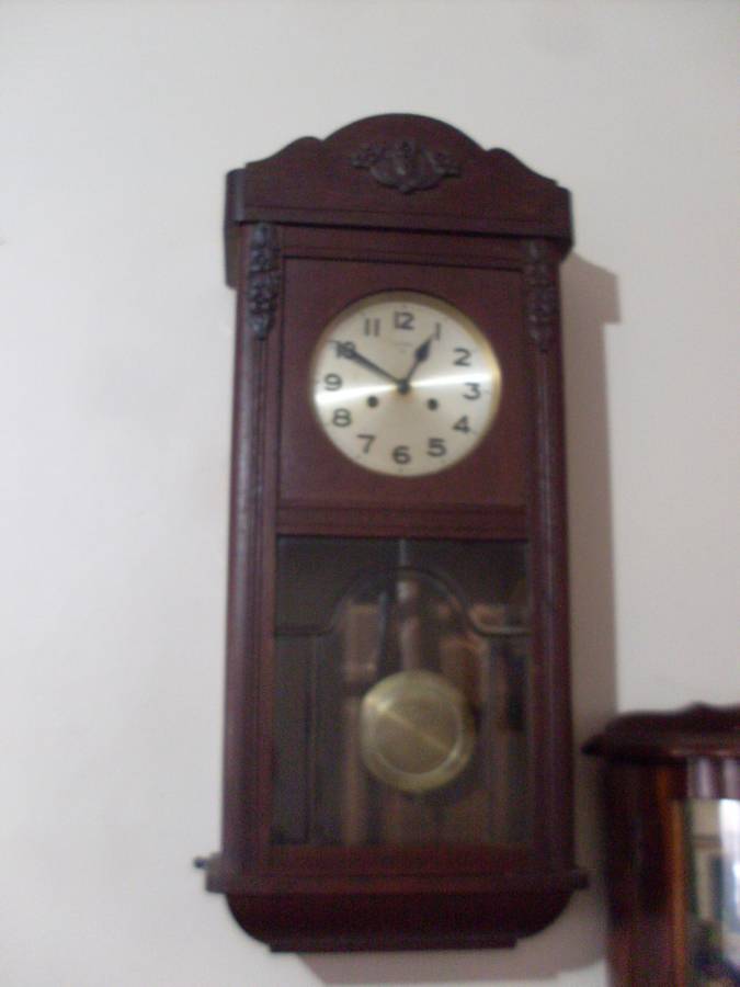 VINTAGE FISHER"S ( GERMAN) LARGE WALL CLOCK....WORKING...