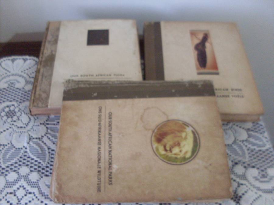 A COLLECTION OF 7 X CIGARETTE CARDS BOOKS...SEE PICS FOR DETAIL