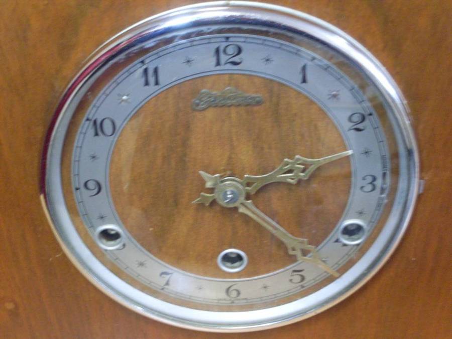 VINTAGE MANTLE CLOCK..BENTIMA CLOCK CO (LONDON ) CIRCA 1930'S..WESTMINSTER CHIME..SEE DESCRIPTION
