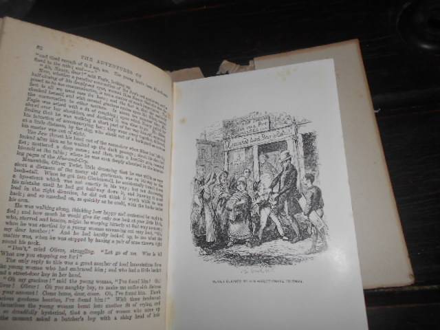Charles Dickens -  1 antique volume  OLIVER TWIST  -  Caxton Pub books with colour plates
