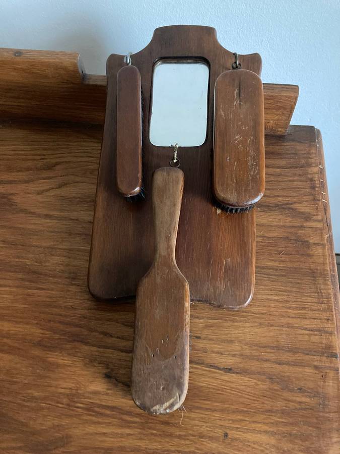 EDWARDIAN BUTLERS VALET SET