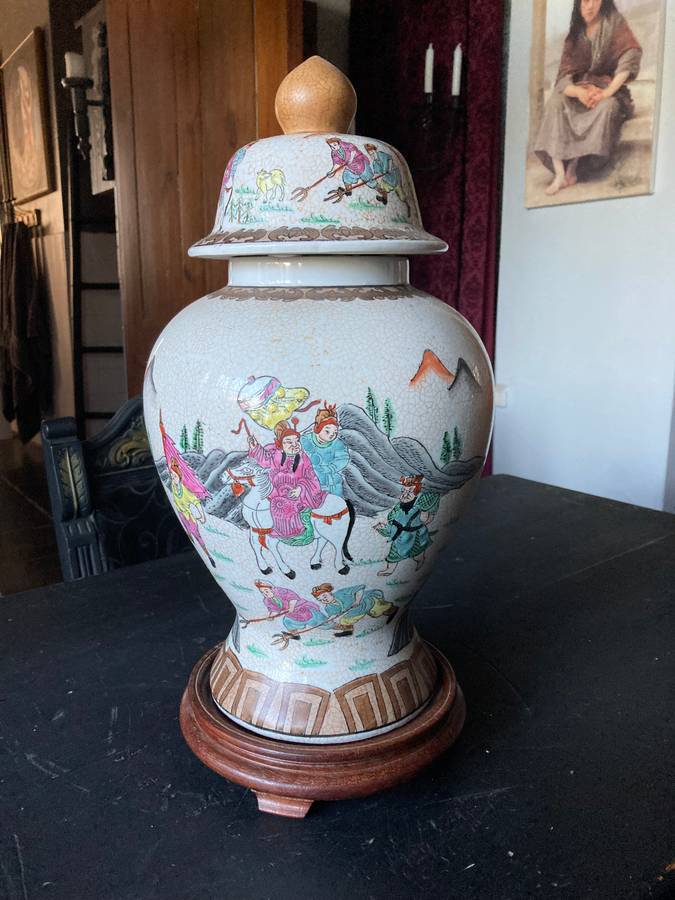 VERY LARGE ORIENTAL  CRACKLE GLAZE GINGER JAR WITH STAND