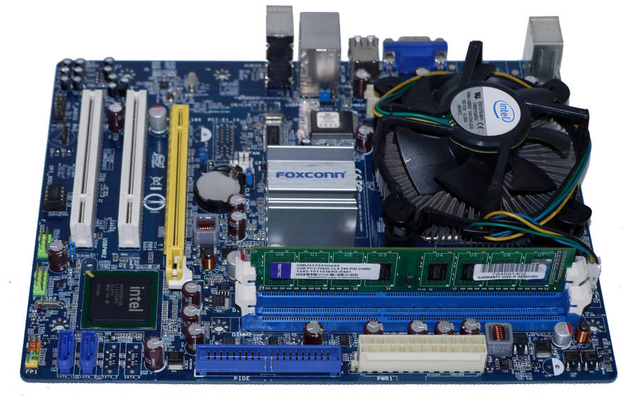 Motherboard, CPU and RAM Combo, Foxconn N15235  Dual-Core E5700 @ 3.00GHz  2GB DDR3 LGA 775
