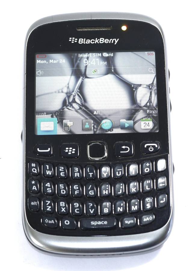 BlackBerry Curve 9320