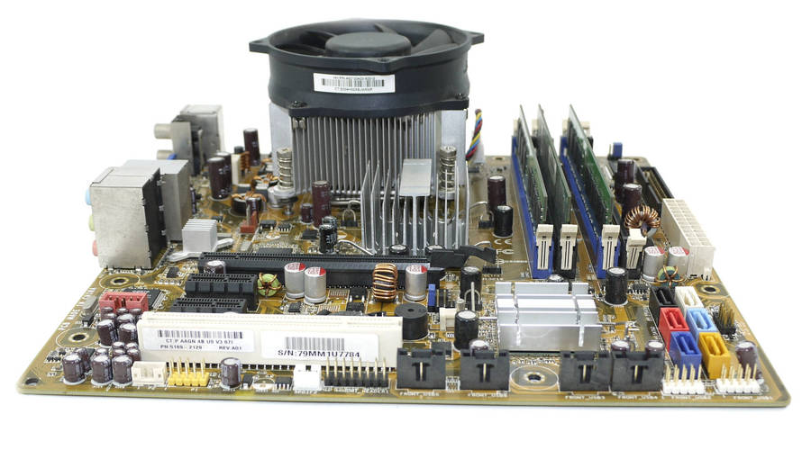 CPU, Motherboard Combo - Motherboard: IPIBL-LA Rev 1.04   CPU: Intel Core 2 Quad Q6600, Socket 775