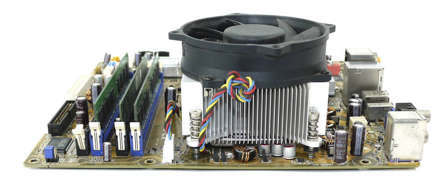 CPU, Motherboard Combo - Motherboard: IPIBL-LA Rev 1.04   CPU: Intel Core 2 Quad Q6600, Socket 775