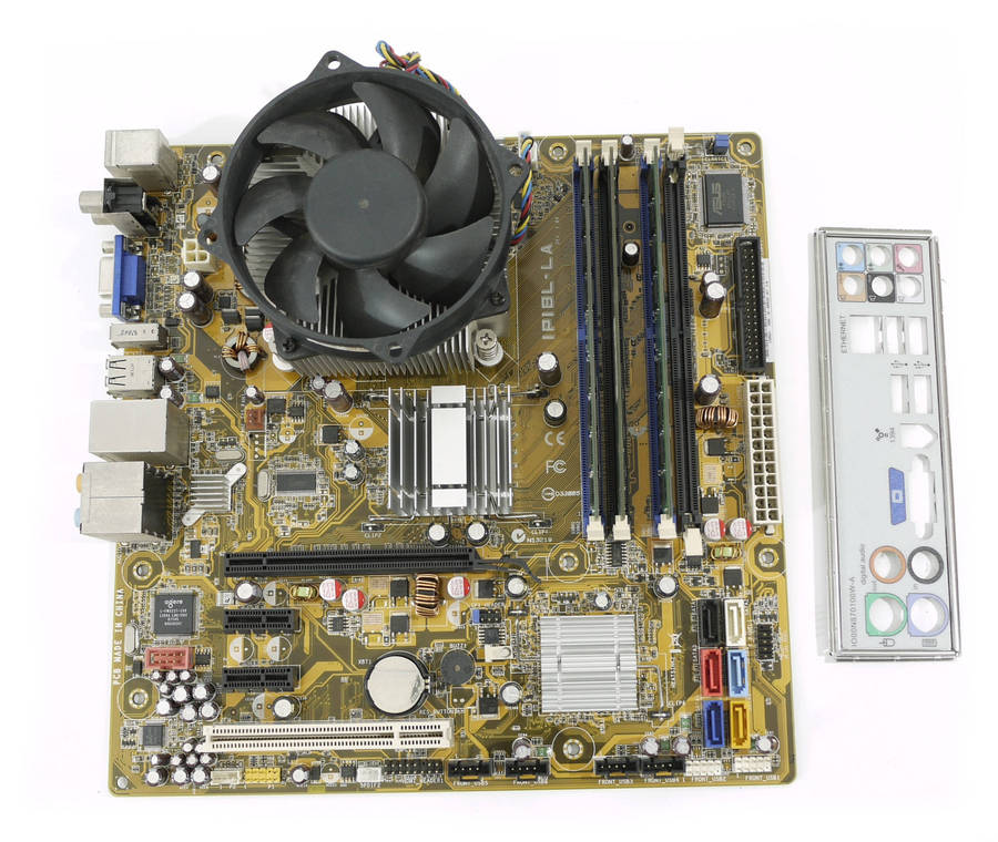 CPU, Motherboard Combo - Motherboard: IPIBL-LA Rev 1.04   CPU: Intel Core 2 Quad Q6600, Socket 775