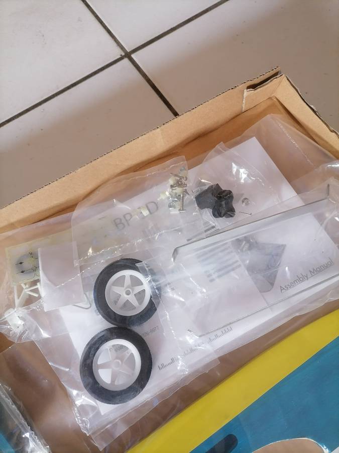 Very Large!! E-flite CAP 232 BP ARF Construction Kit (New in box)