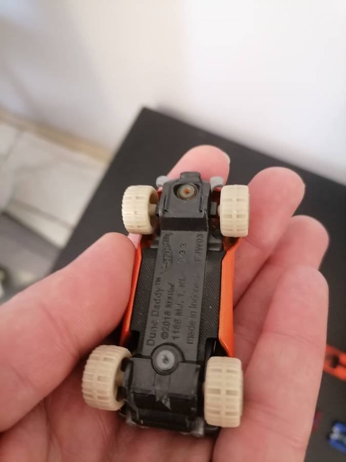 7 X VINTAGE DIE CAST HOT WHEELS CARS - BUNDLE