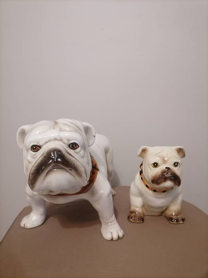 Porcelain English Bull Dogs - Large 23 CM H - 39 CM L ( NEAR MINT) - Small 18 CM H - 18 CM L (VG+)