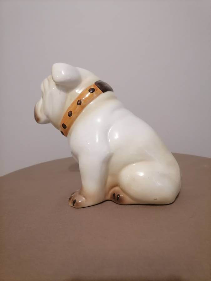 Porcelain English Bull Dogs - Large 23 CM H - 39 CM L ( NEAR MINT) - Small 18 CM H - 18 CM L (VG+)