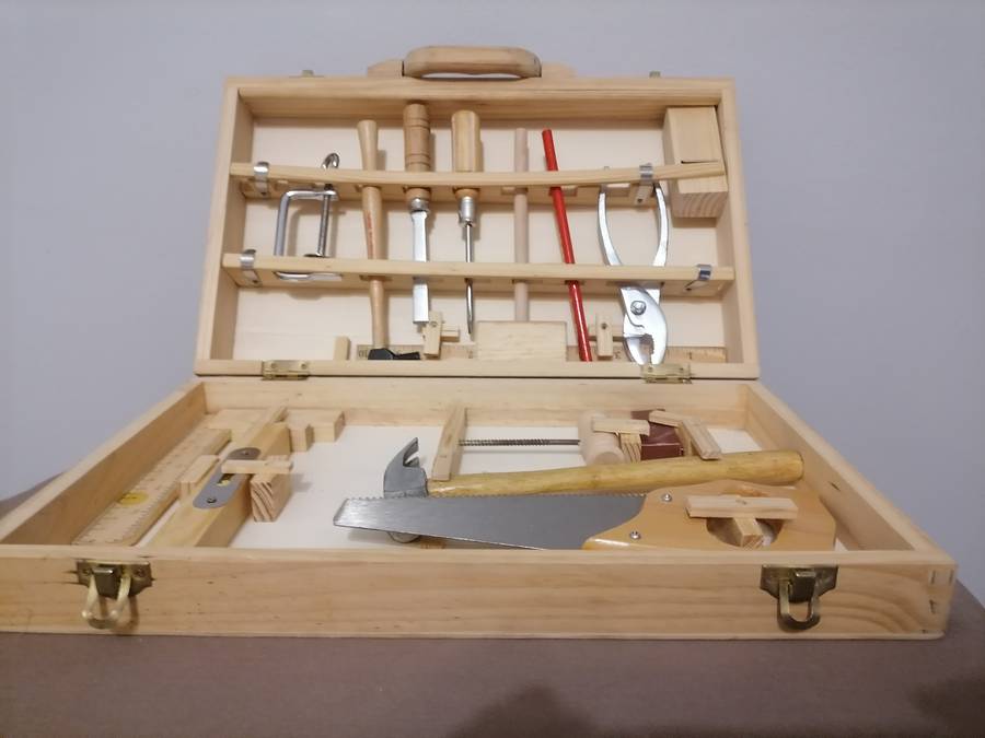 Children's Tool Set Carpenter Maintenance Tool Box Real Tools