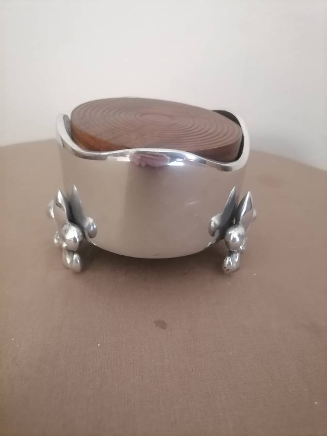 Like Carol Boyce Salad Bowl 20 CM W X 11 CM H - Coaster Holder 11 CM W X 7,5 CM H Metal