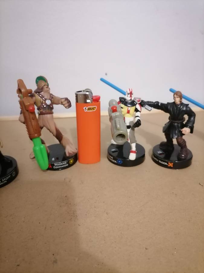 2005 LFL Hasbro Star Wars action figures Lot of 8 - AT-RT, CLONE TROOPER, DARTH VADER, WOOKIEE  SCOU