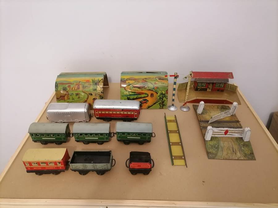 1930's - Vintage Chad Valley Metal Trains, Tunnels, Station and More AMAZING CONDITION