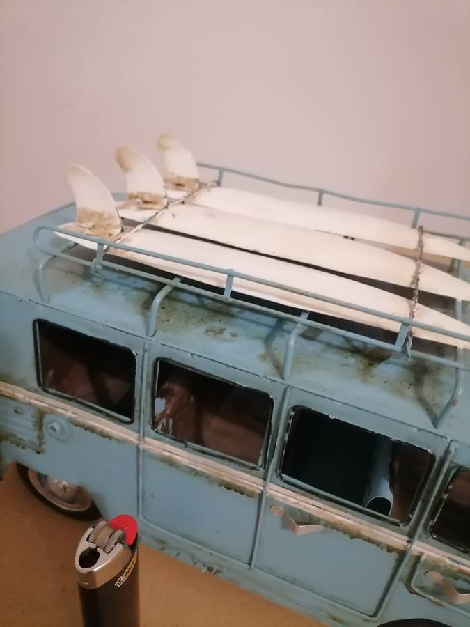 LARGE 30CM LONG VINTAGE VW STYLE SLIT WINDOW SAMBA BUS WITH SURFBOARDS TIN METAL CAMPER
